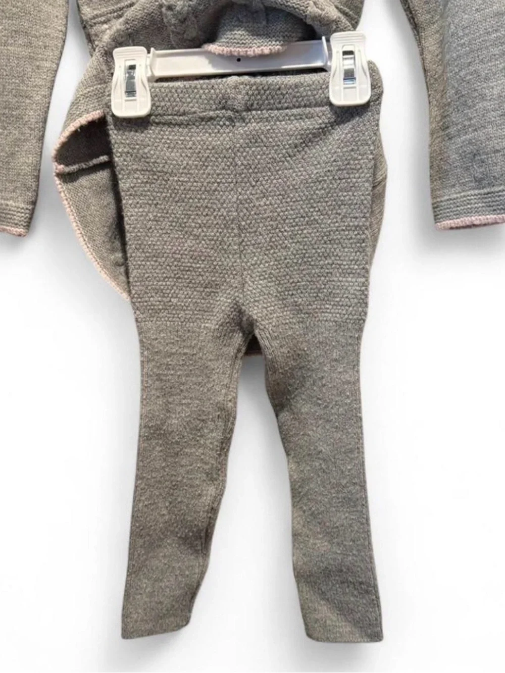 Emins soft gray